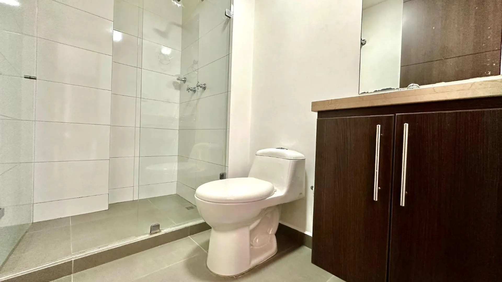 Aparthotel Apartamento Moderno En Conquistadores, Excelente Ubicacion Medellin