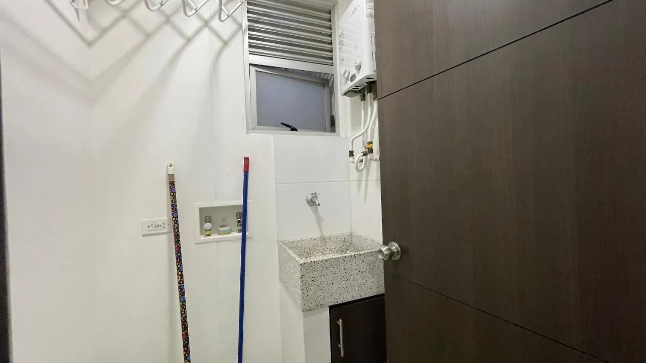Aparthotel Apartamento Moderno En Conquistadores, Excelente Ubicacion Medellin
