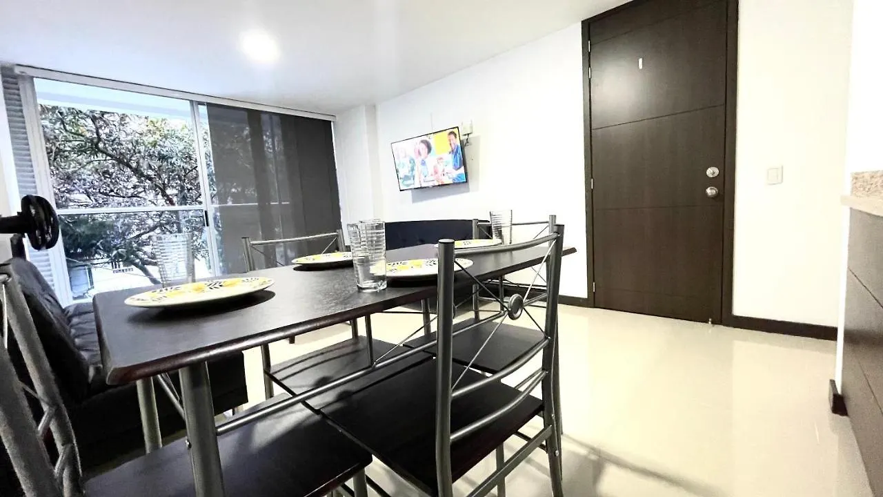 Apartamento Moderno En Conquistadores, Excelente Ubicacion Medellin Aparthotel